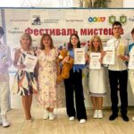 photo 5458798477556440983 y